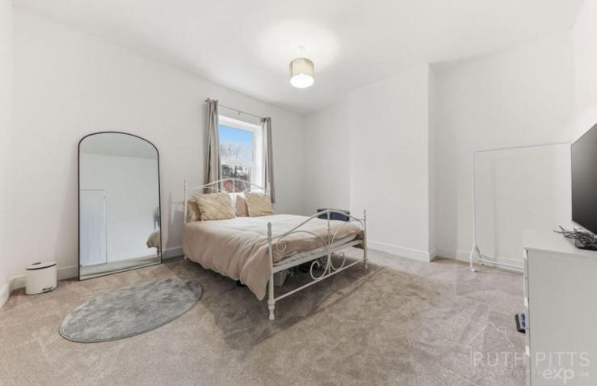 A finished refurbished bedroom by On The Ball Property Ltd